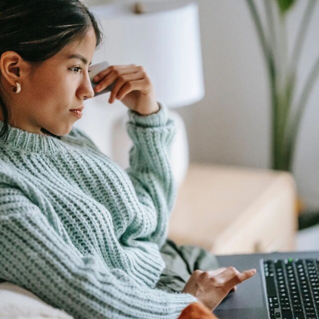 ¿Tu estilo de vida y tu zona van de la mano? 🌆🌲
✨ Es importante reflexionar sobre cómo el entorno en el que vivimos puede impactar nuestras actividades y bienestar. La zona donde resides debe ser un complemento perfecto para tus preferencias, intereses y rutinas. 🏃‍♀️🛍️
Desde tener fácil acceso a tiendas y servicios, hasta contar con espacios adecuados para practicar tus hobbies e intereses, el lugar donde vives puede marcar la diferencia en tu calidad de vida. 🌳🌃
Así que pregúntate, ¿tu zona actual se adapta a tu estilo de vida? Si la respuesta es negativa, tal vez sea hora de explorar nuevas opciones y encontrar el lugar perfecto que te permita disfrutar al máximo cada día. 🌟💖
Cuéntanos en los comentarios 👇 cómo es la zona ideal para ti y si estás viviendo en un lugar que se adapte a tu estilo de vida. 🏠💓
#EstiloDeVida #ZonaIdeal #VidaDiaria #Adaptabilidad #Entorno #Bienestar #Explorar #Mudanza #Instagram
